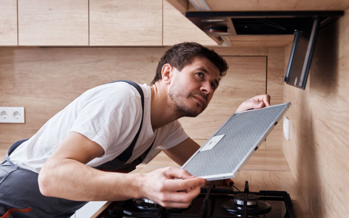 tips for kitchen hood cleaning